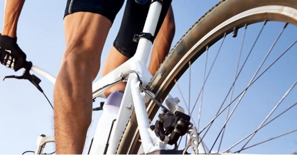 Đạp xe đi làm giúp cải thiện xương khớp
